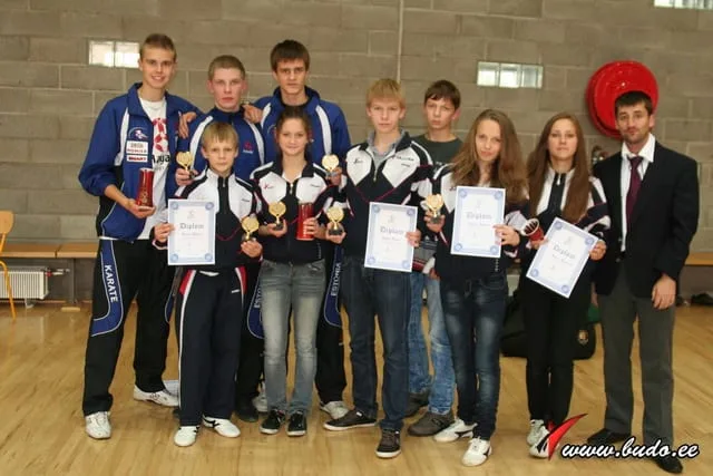 Сезон 2011-2012
